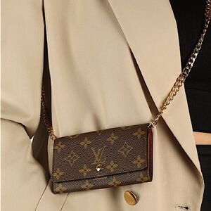 LOUIS VUITTON Monogram Porte-Monnaie Tresor Leather Wallet